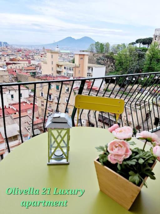Olivella21 Luxury Apartment Montesanto Неаполь Экстерьер фото