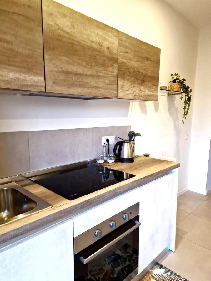 Olivella21 Luxury Apartment Montesanto Неаполь Экстерьер фото